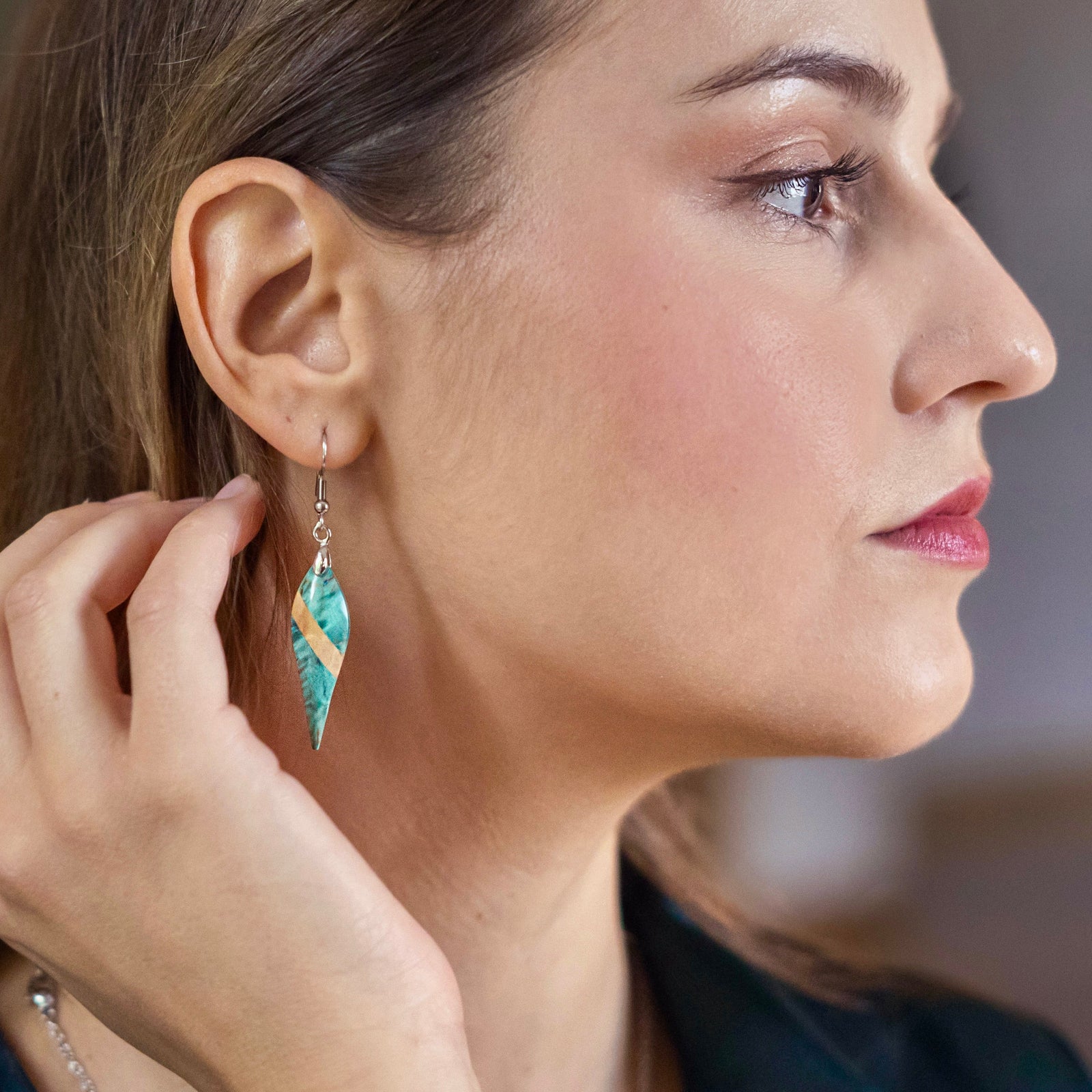 Earrings with Turquoise and beige stabilised birch Wood