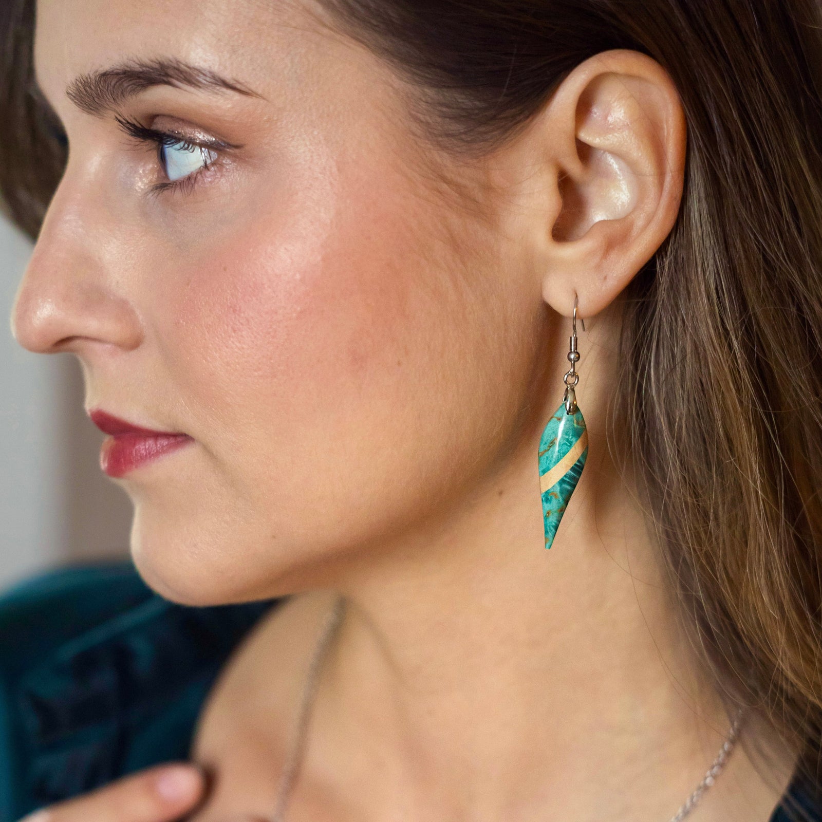 Earrings with Turquoise and beige stabilised birch Wood