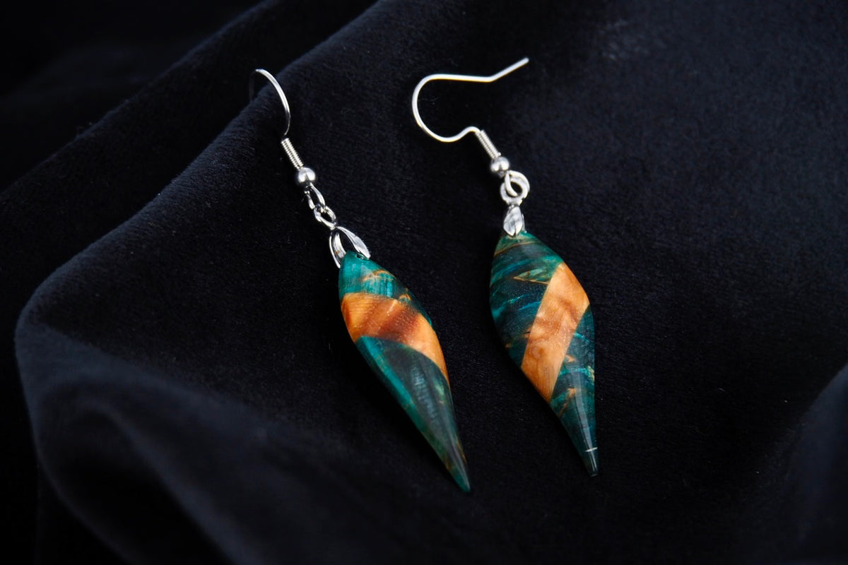 Boucles d'oreilles en bouleau stabilisé turquoise et beige