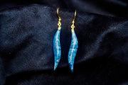 Pièce unique #022 - Boucles d'oreilles en bois stabilisé bleu