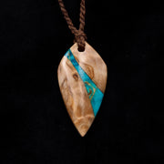 Pendentif Talisman 1 - Bois de Bouleau Stabilisé Beige et Turquoise