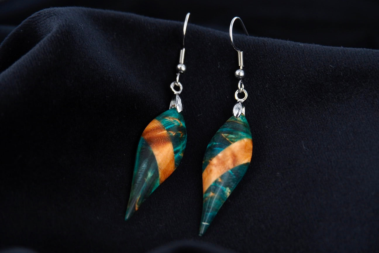 Boucles d'oreilles en bouleau stabilisé turquoise et beige