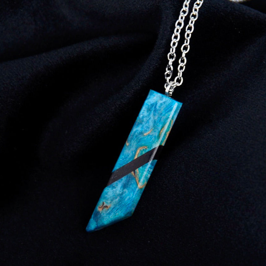 Pendentif en Ebène et Bouleau stabilisé bleu