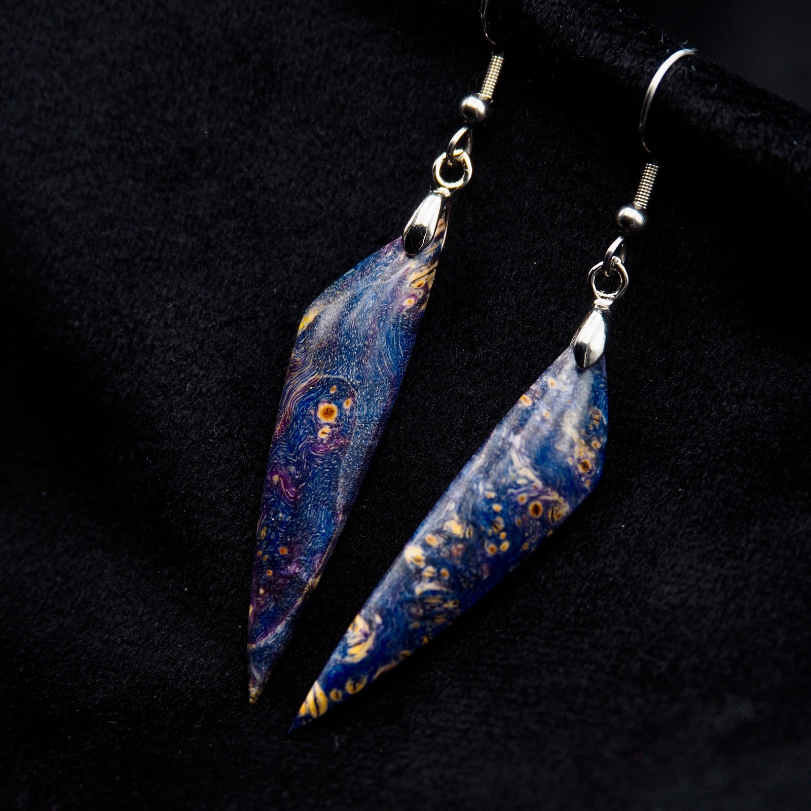 Pièce unique #51 - Boucles d'oreilles en Bois de Bouleau Stabilisé