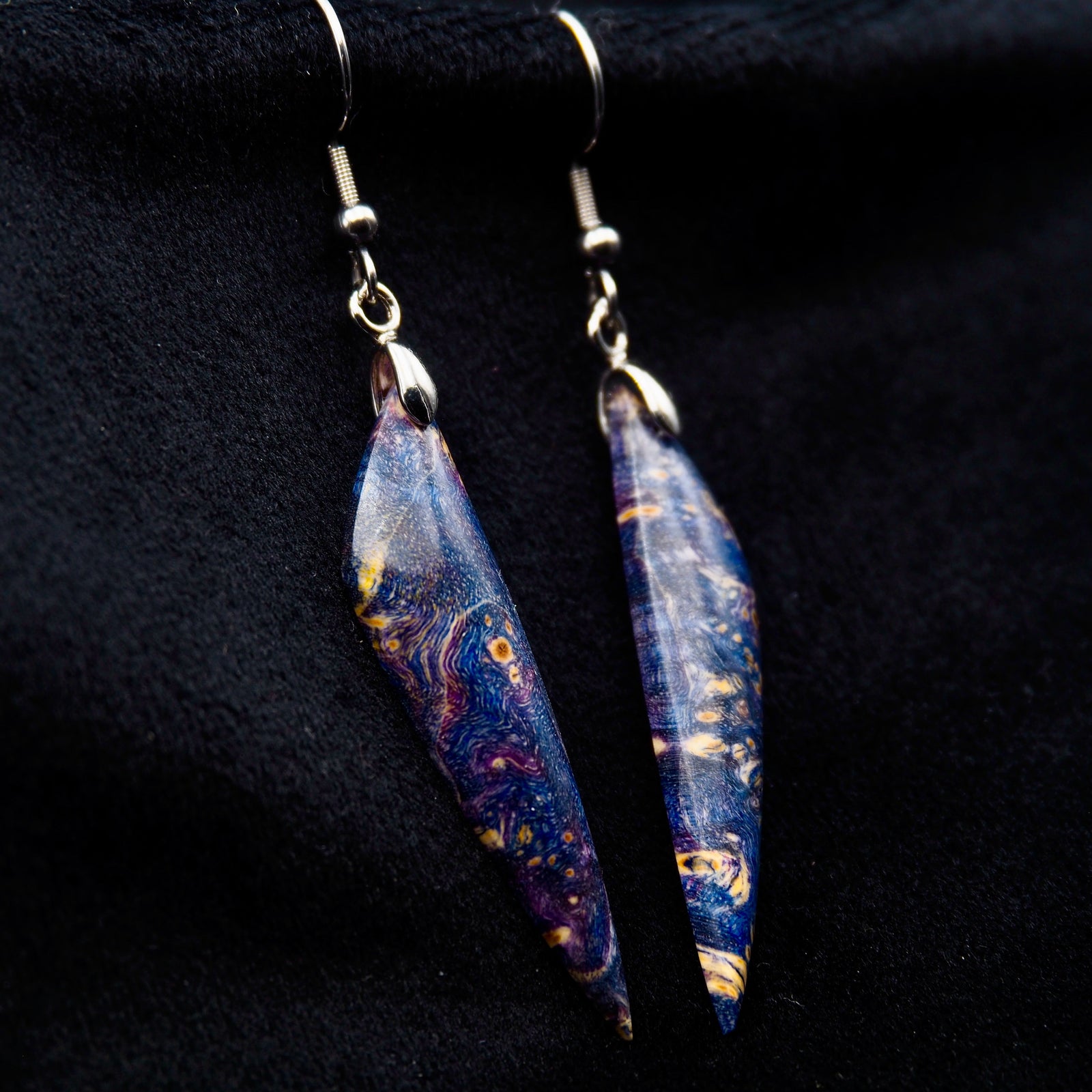 Pièce unique #51 - Boucles d'oreilles en Bois de Bouleau Stabilisé