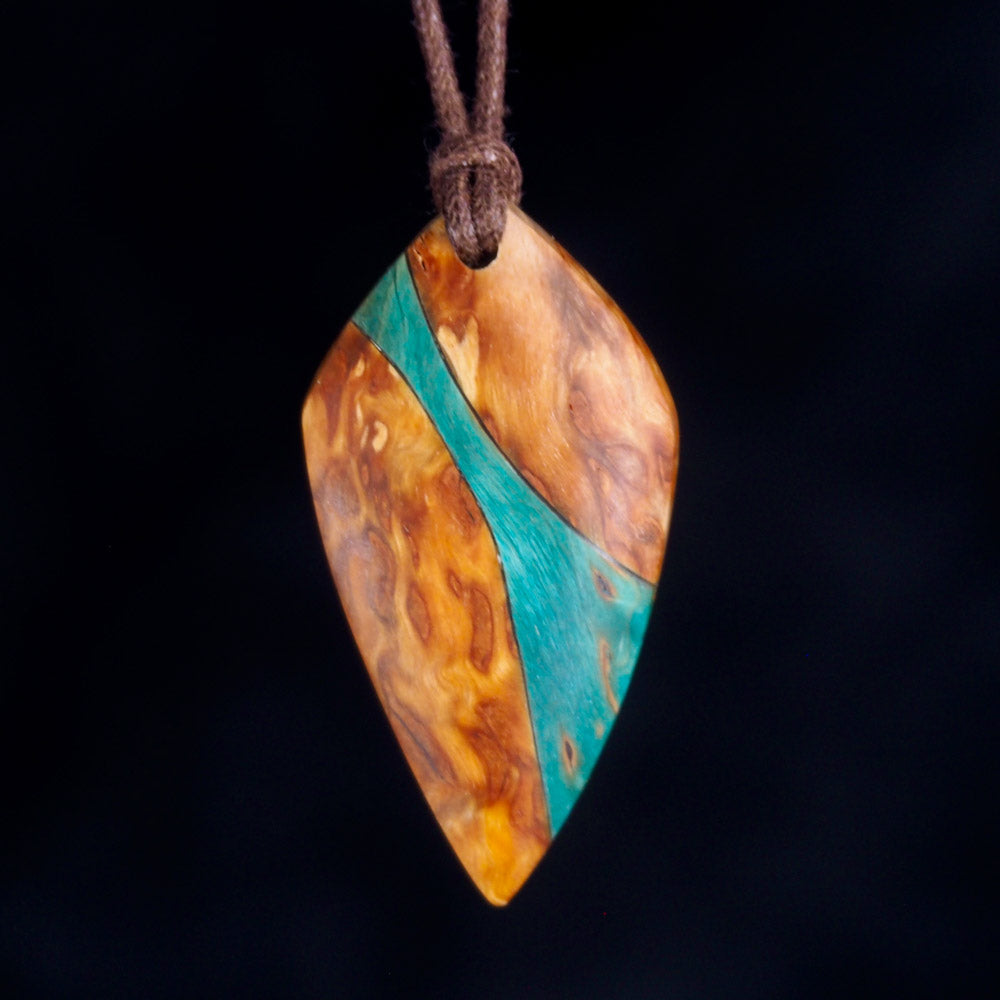 Pendentif Talisman 1 - Bois de Bouleau Stabilisé Beige et Turquoise