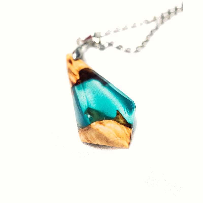 Pendentif en loupe d'eucalyptus