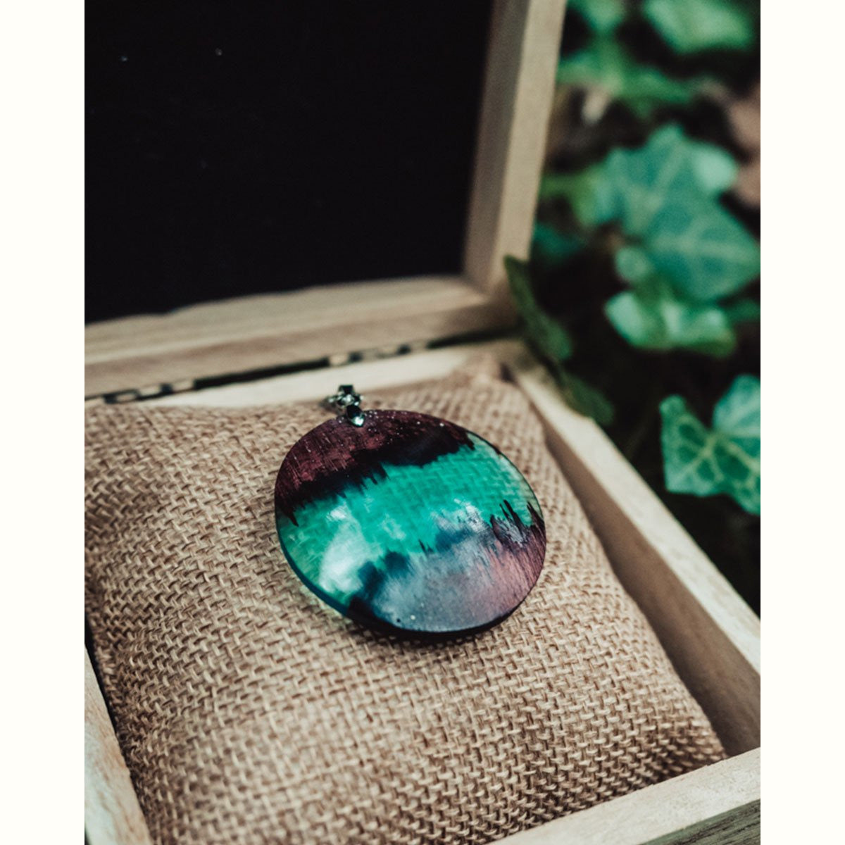 Pendentif en bois d’amarante