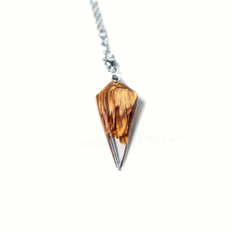 Pendentif en bois d’olivier