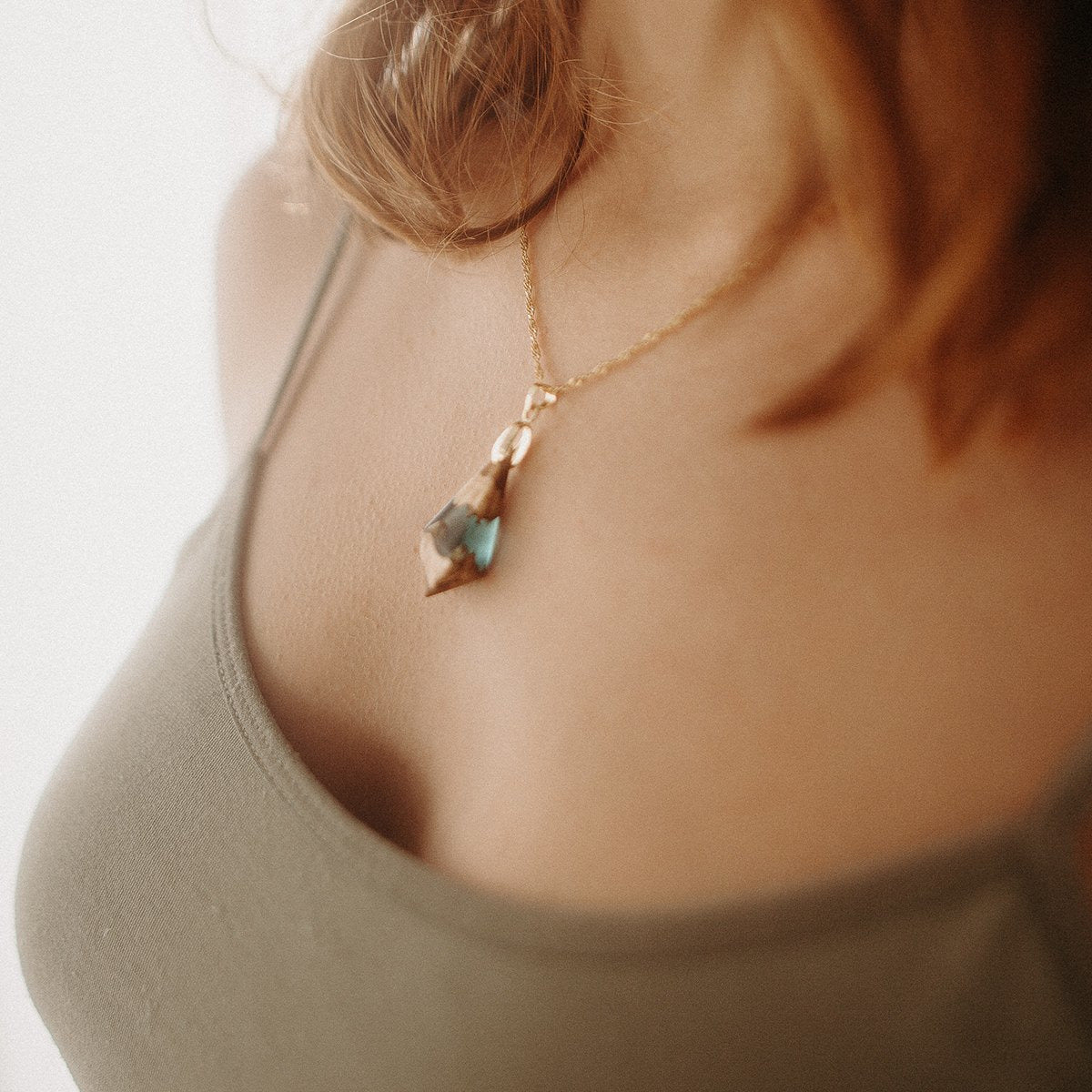 Pendentif en loupe d'eucalyptus