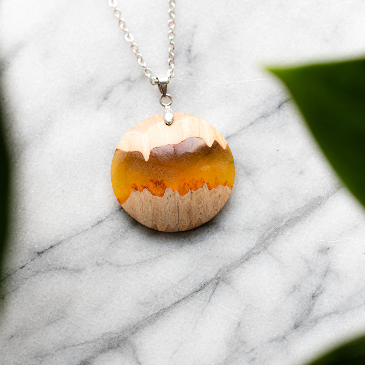 Pendentif en loupe d'eucalyptus - Orangé